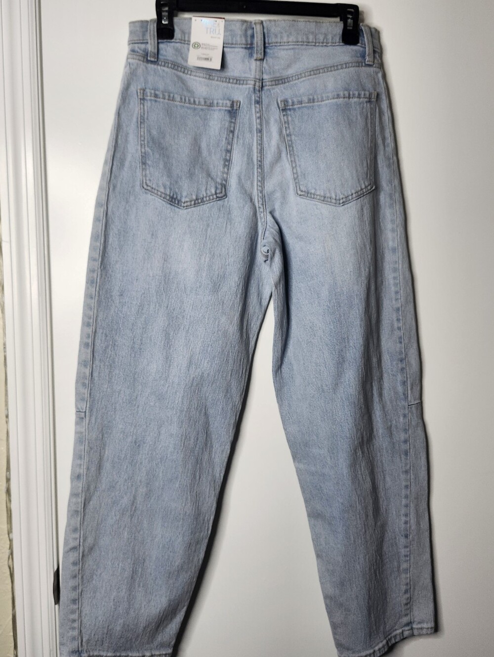 Light Wash High Rise Barrel Jeans - Picture 10 of 13